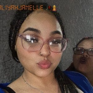 Meet your Posher, Aliyah